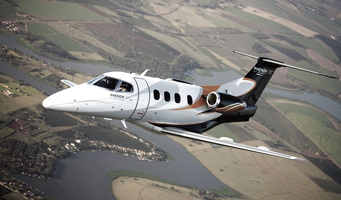 Embraer Phenom 100